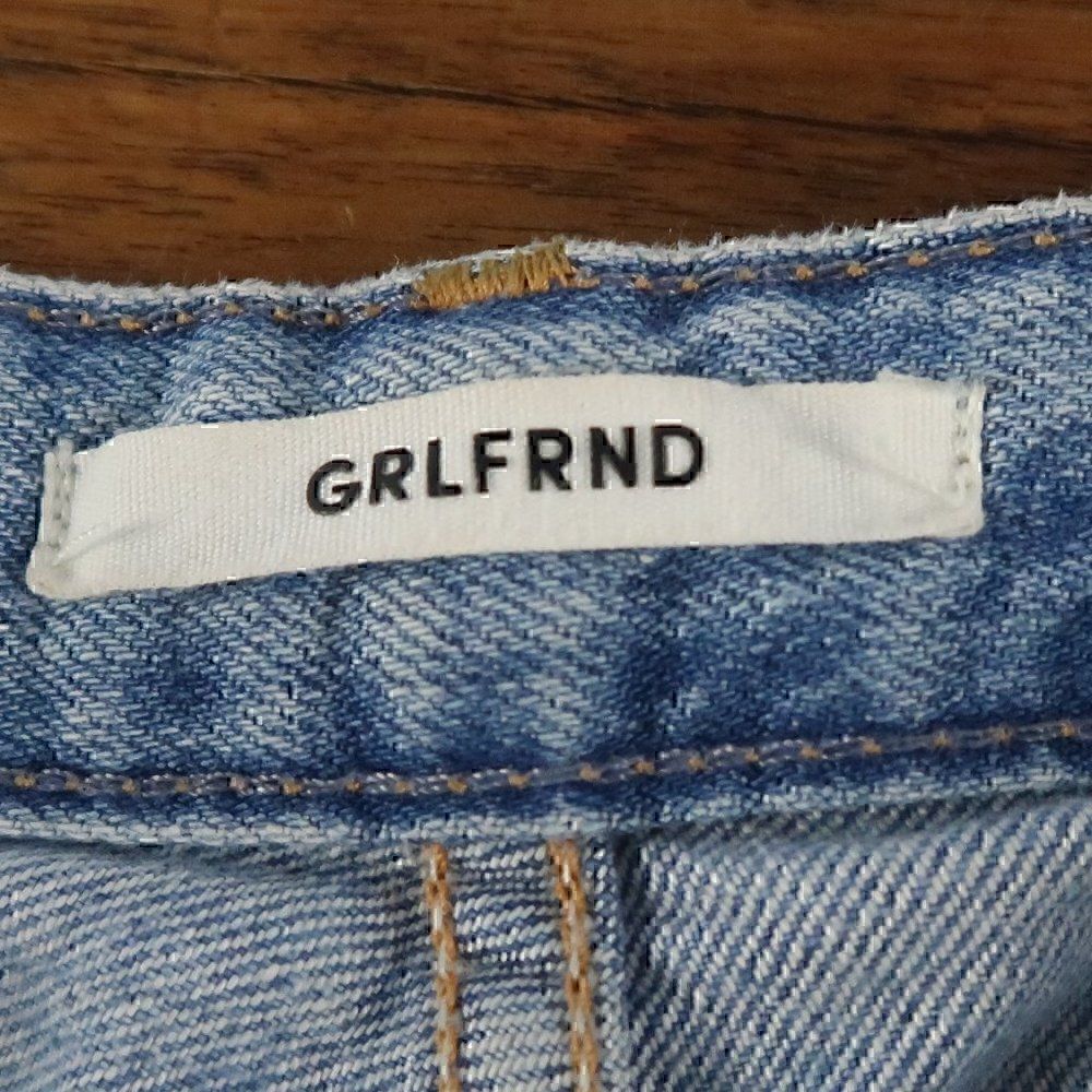 GRLFRND HELENA TAINTED LOVE DISTRESSED CUT OFF BUTTON FLY BLUE JEANS SIZE 25 - Picture 2 of 9